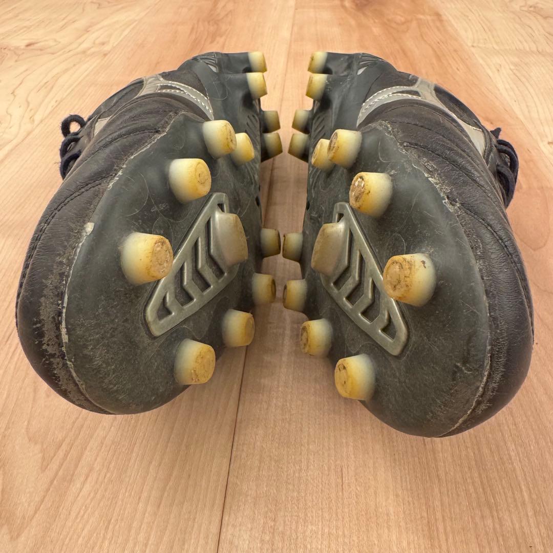 ミズノ　モレリアDNA 26cm