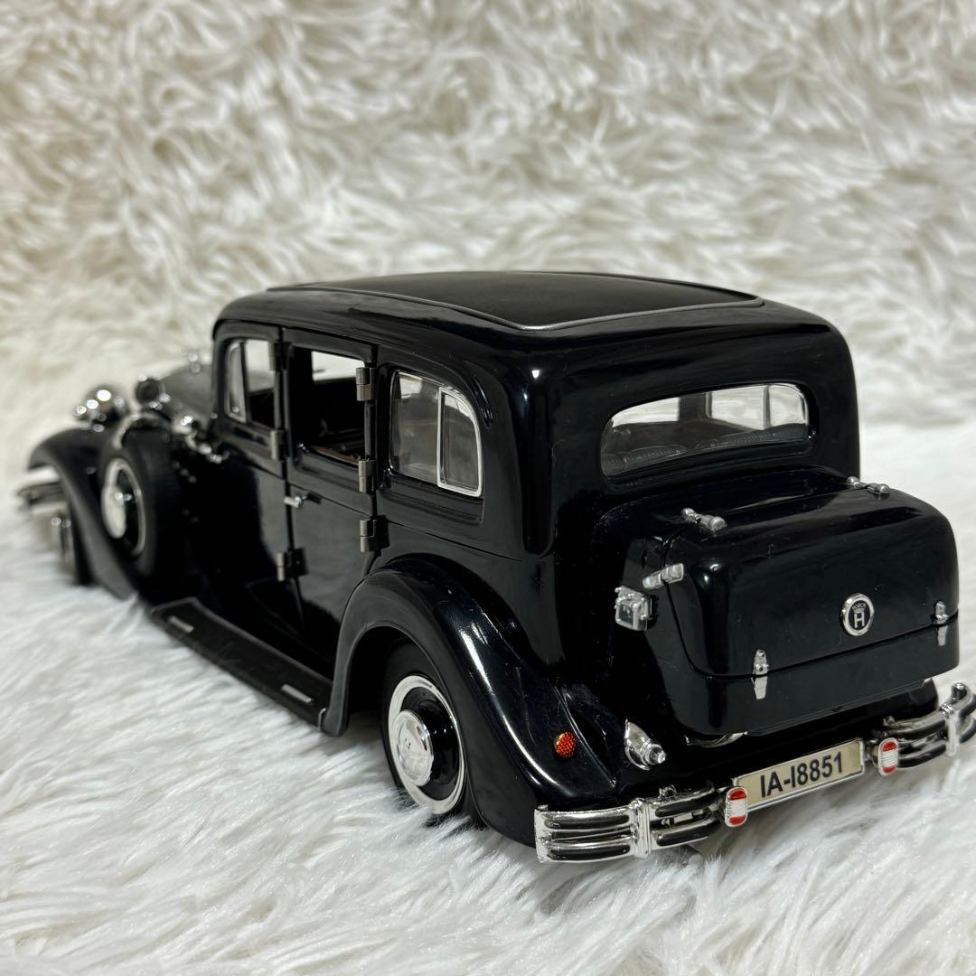 自動車模型 アメリカン HORCH 851 Pullman 1935 1/18