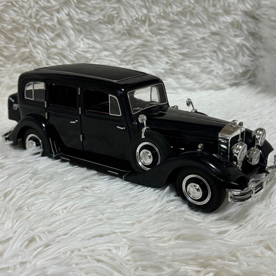 自動車模型 アメリカン HORCH 851 Pullman 1935 1/18