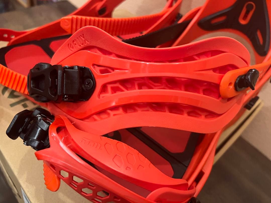 FLUX XF RED フラックス　ビンディング　サイズL 一部新品未使用