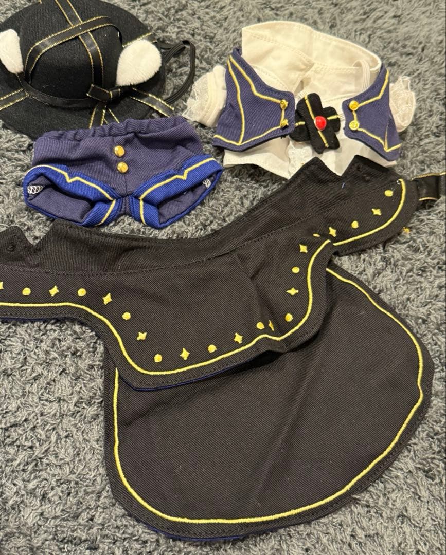 20cm完売レア限定アイドル服着せ替えぬいぐるみ服セット♪