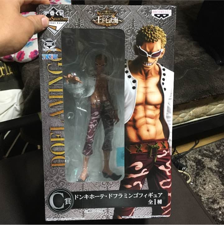 ワンピースフィギュアドフラミンゴ