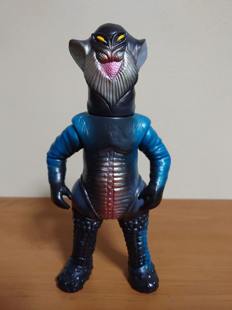 ベアモデル　ソフビ　メフィラス星人２代目　ウルトラマンタロウ