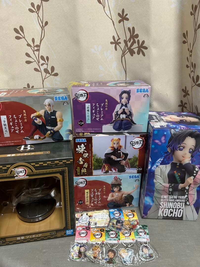 鬼滅の刃１７点 フィギュア入りまとめ売り
