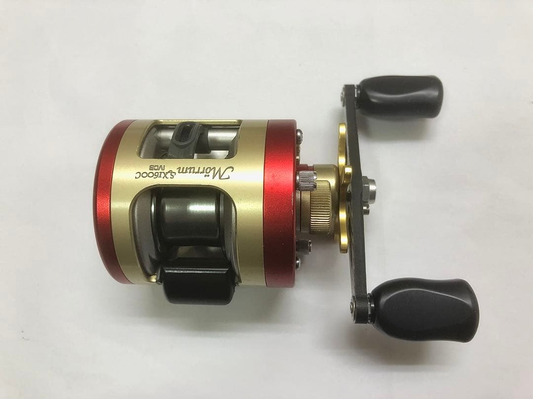 モラムSX1600C AE74 レッド ベイトフィネススプール