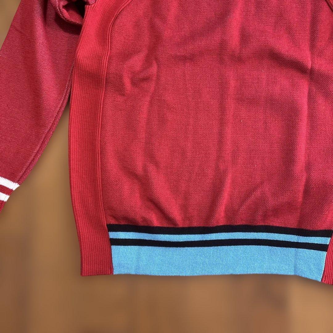 DECEMBERMAY レッド Vネックセーター レディースMタグ付き新品未使用