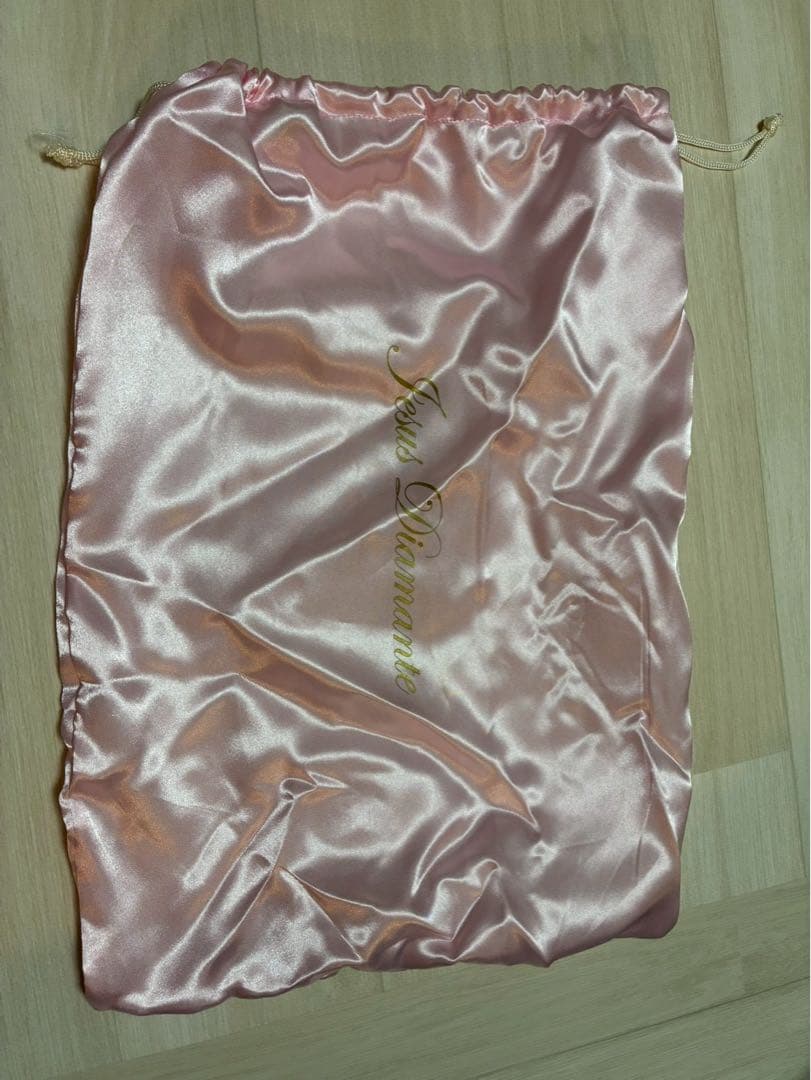 セール★ジーザスディアマンテ ノベルティプードル 使用可能ネックレス付きホワイト