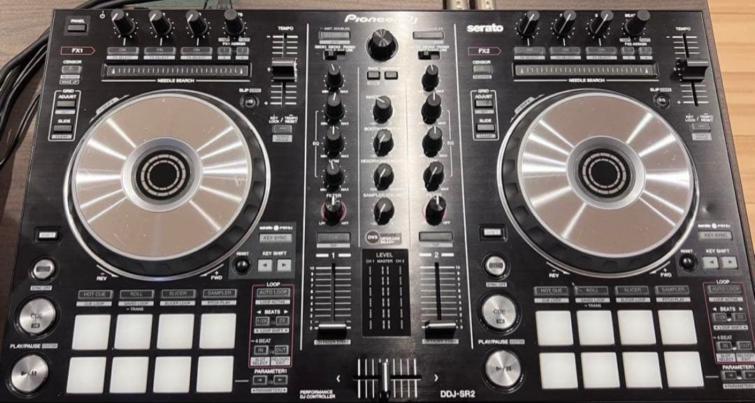 Pioneer DJ DDJ-SR2 中古