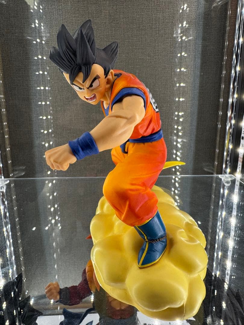 ドラゴンボール　フィギュア　悟空　筋斗雲　2体セット