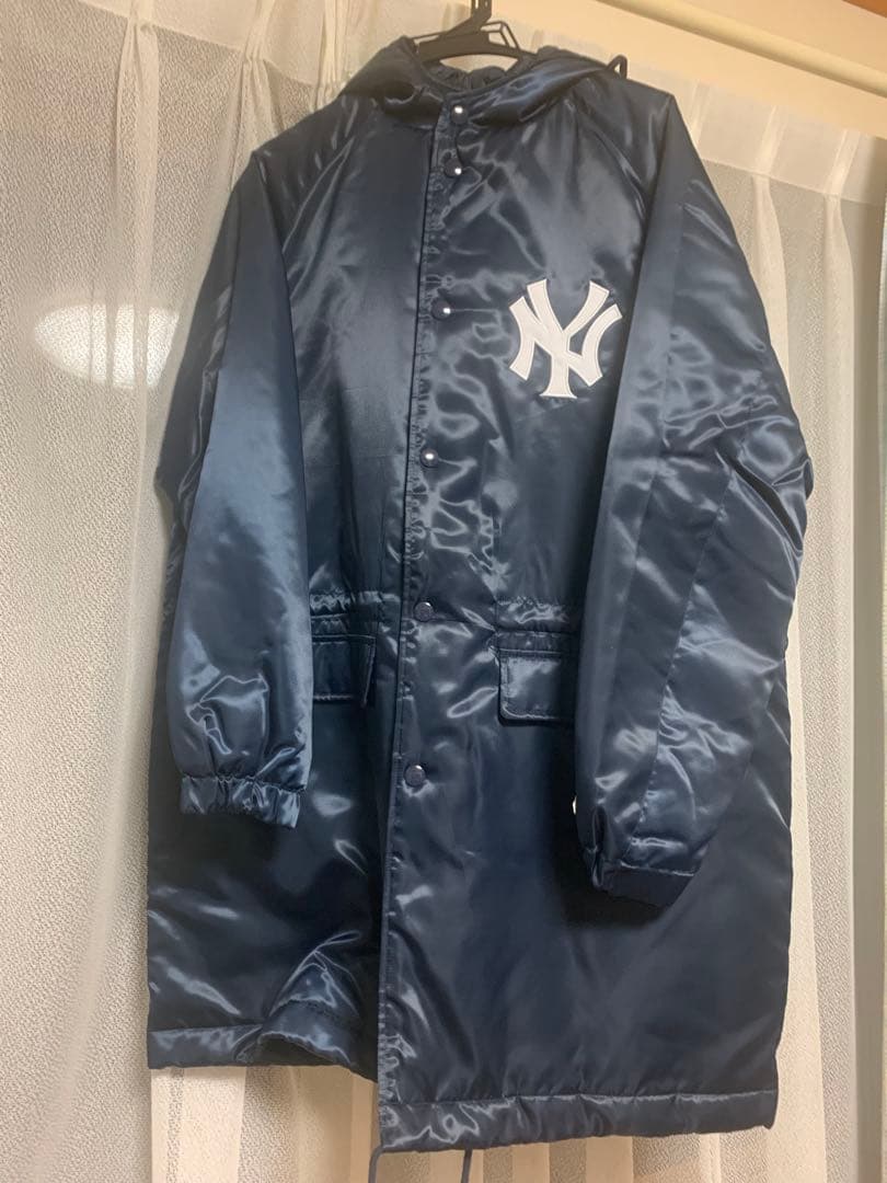 New York Yankees ベンチコートmajestic