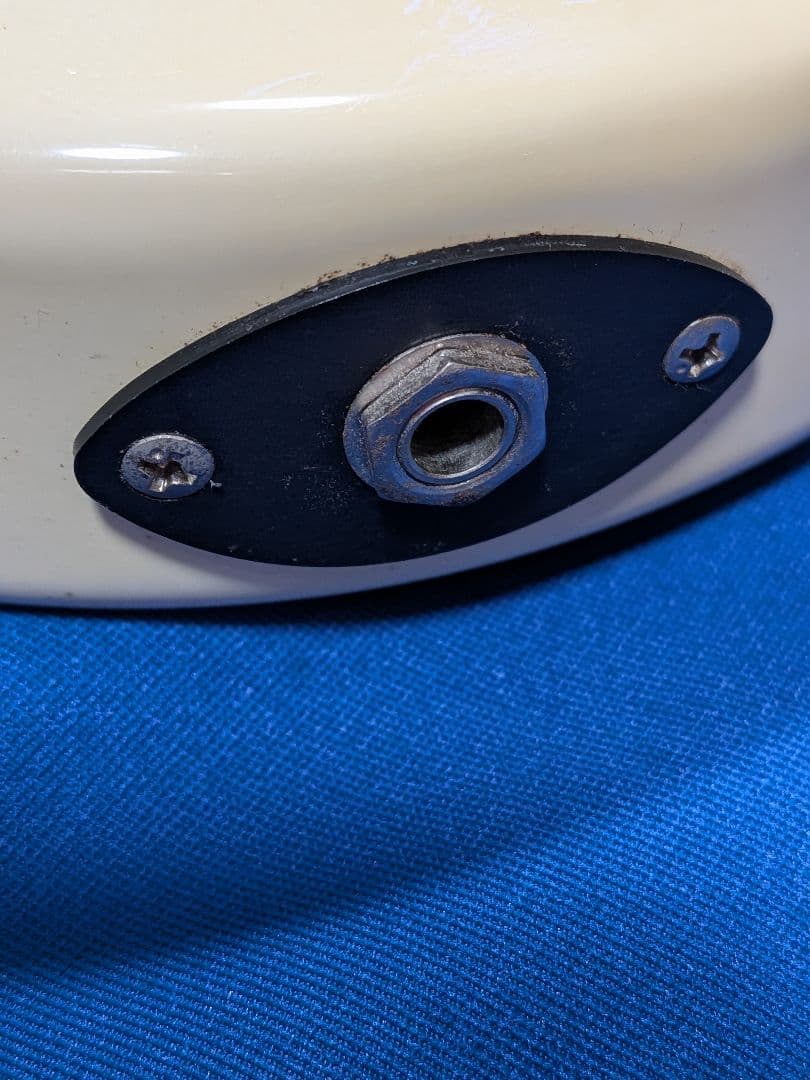 FERNANDES エレキベース 4弦 アイボリー