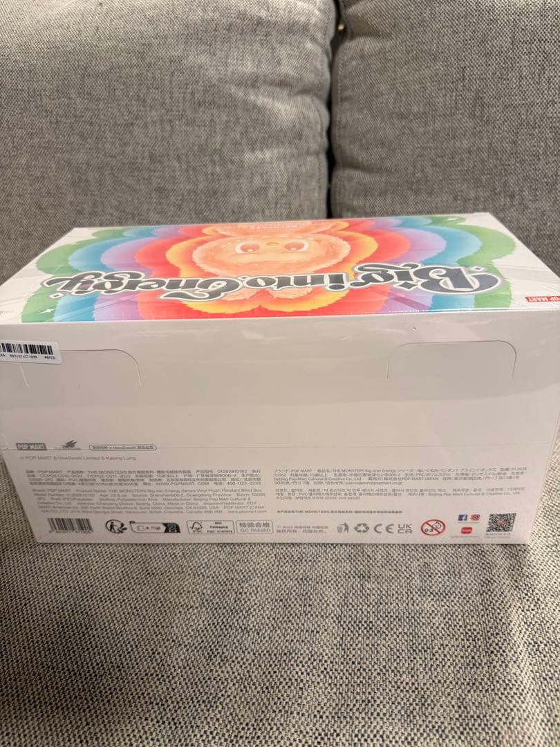 ポップマートLABUBUTHE MONSTERS Big into Energ