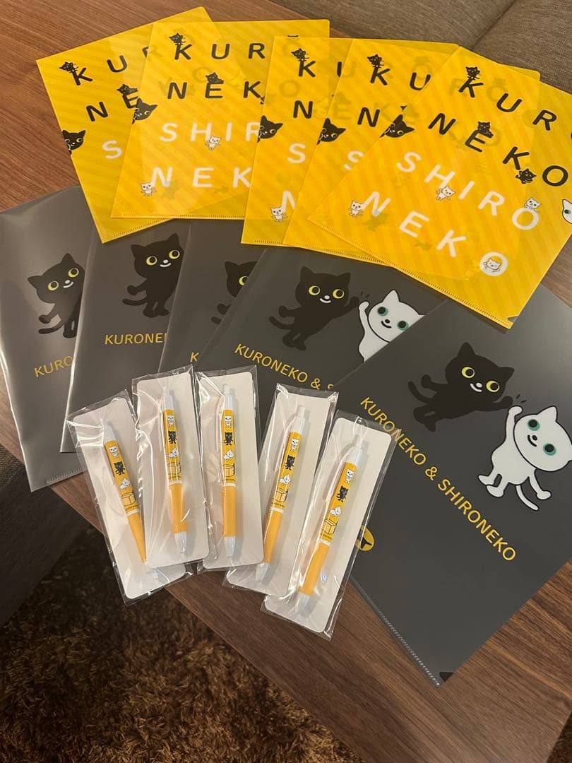 非売品クロネコヤマトクリアファイル2種×5枚、ボールペン5本　ゆな様お取り置き