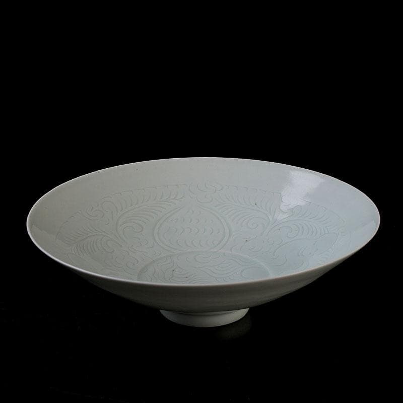 中国　影青　刻蓮花文鉢　飾皿　Z　8607