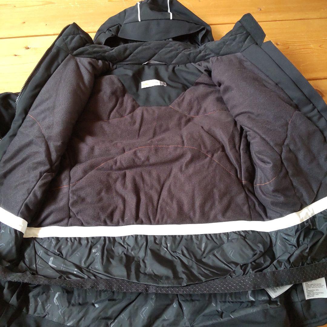 KJUS スキージャケット　Ｍ　ブラック　新品未使用