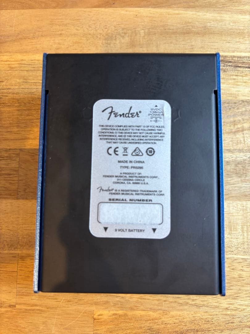 Fender MIRROR IMAGE DELAY エフェクター ギター