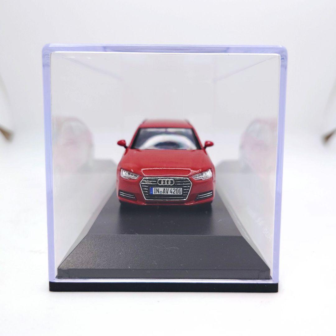 1/43 アウディ アバント（B9系）タンゴレッド アウディディーラー特注品