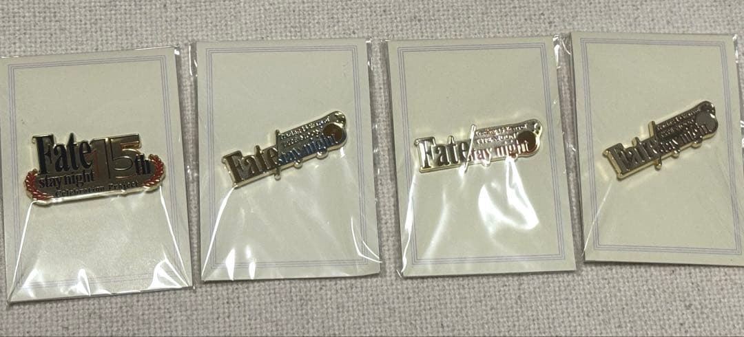 Fate stay night 15周年 アクリル キーホルダー バッジ セット
