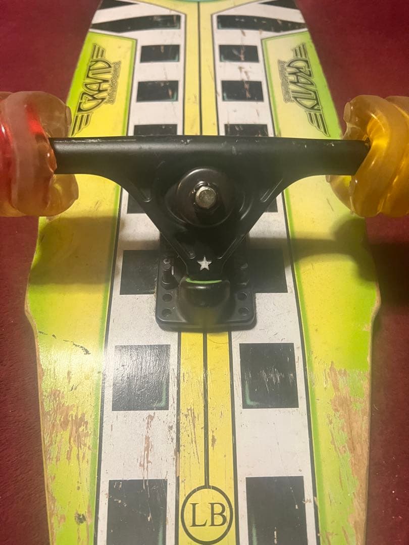 スケートボード Gravity Skateboards Larry Bertlemann 33\"