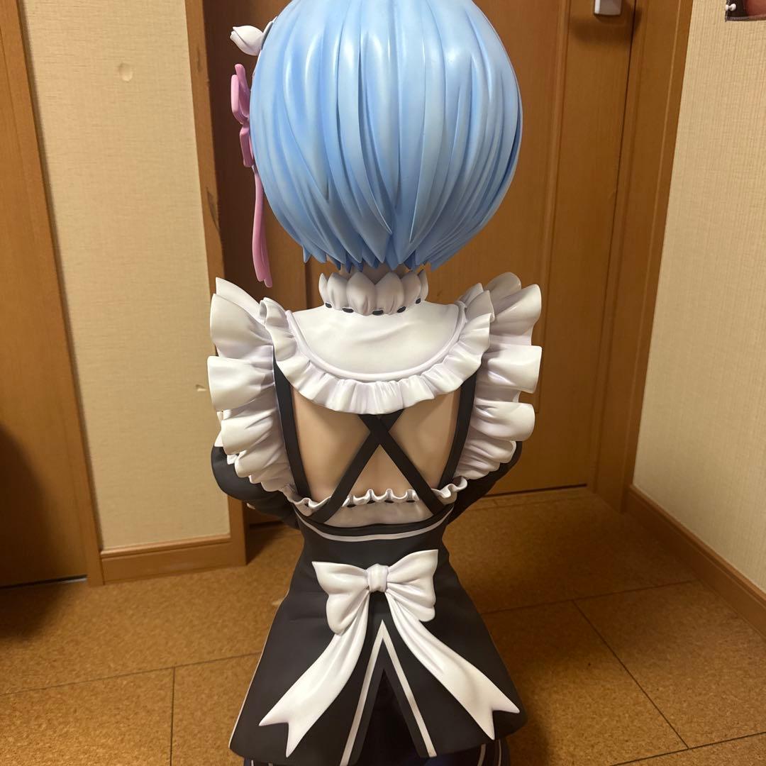 Re:ゼロから始める異世界生活。レム胸像。リゼロ。