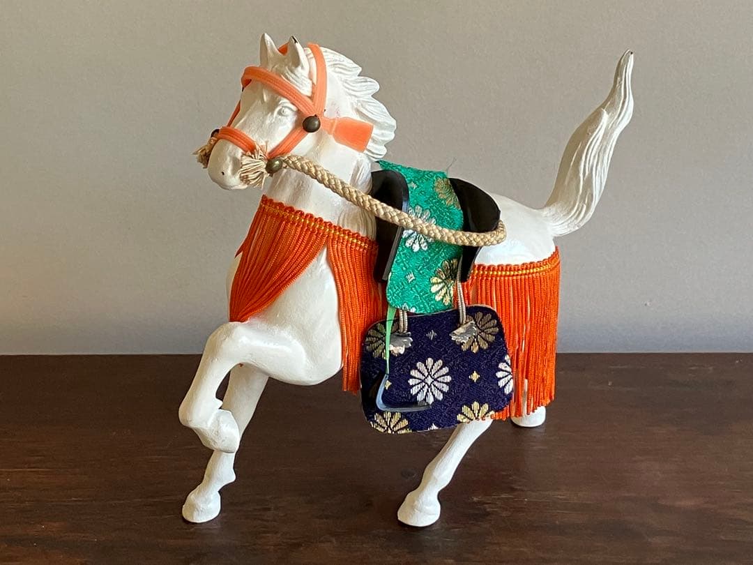 御神馬の置物(牧光作　ケース無し)