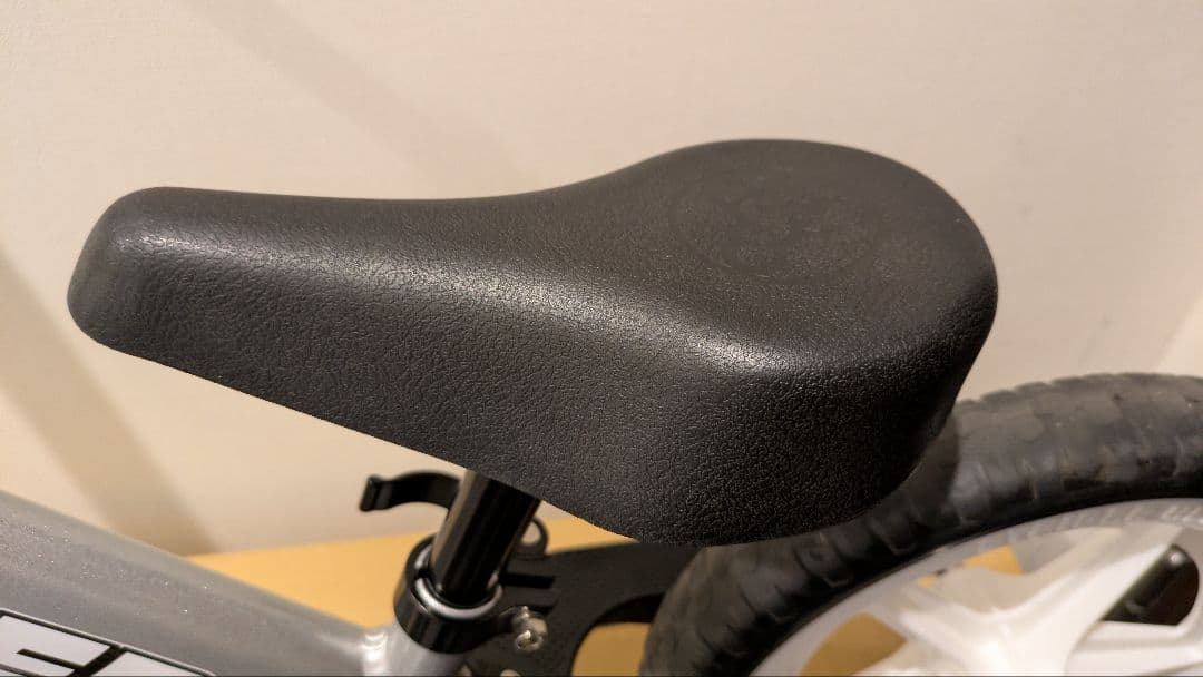 ストライダープロ シルバー