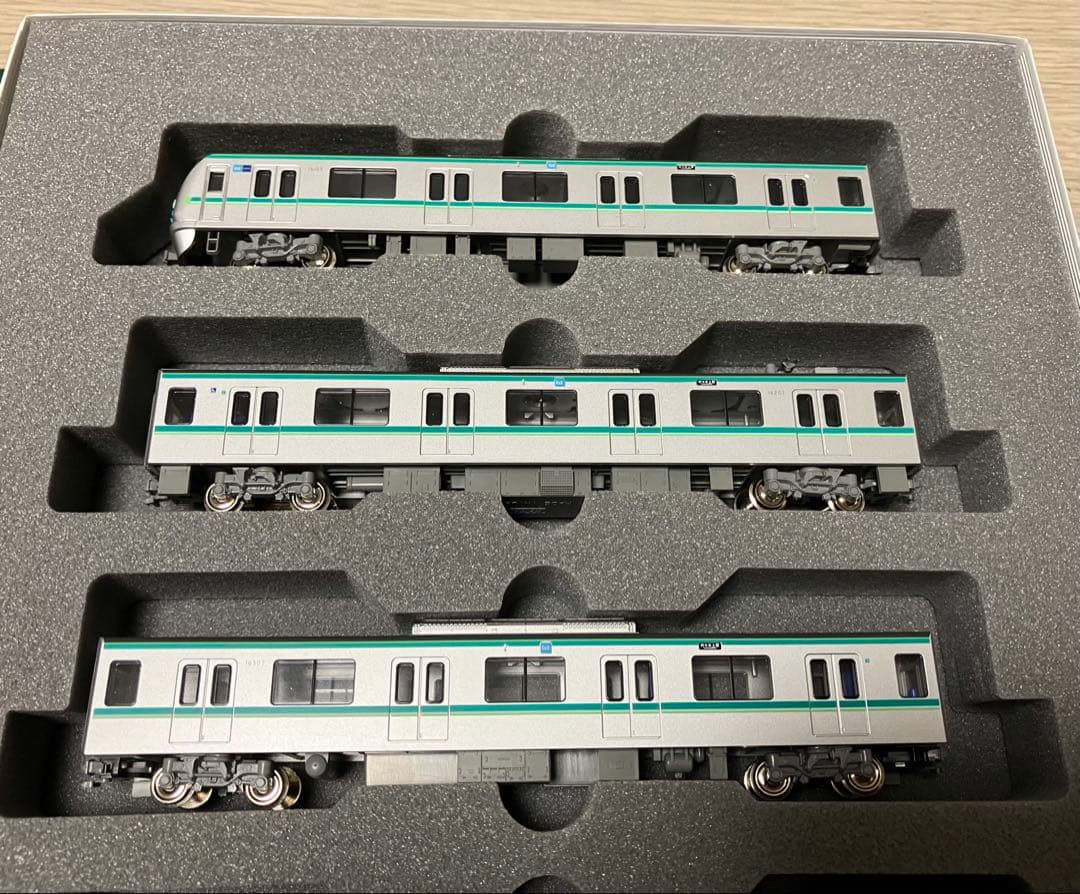 東京メトロ千代田線16000系 6両セット Nゲージ KATO 10-877