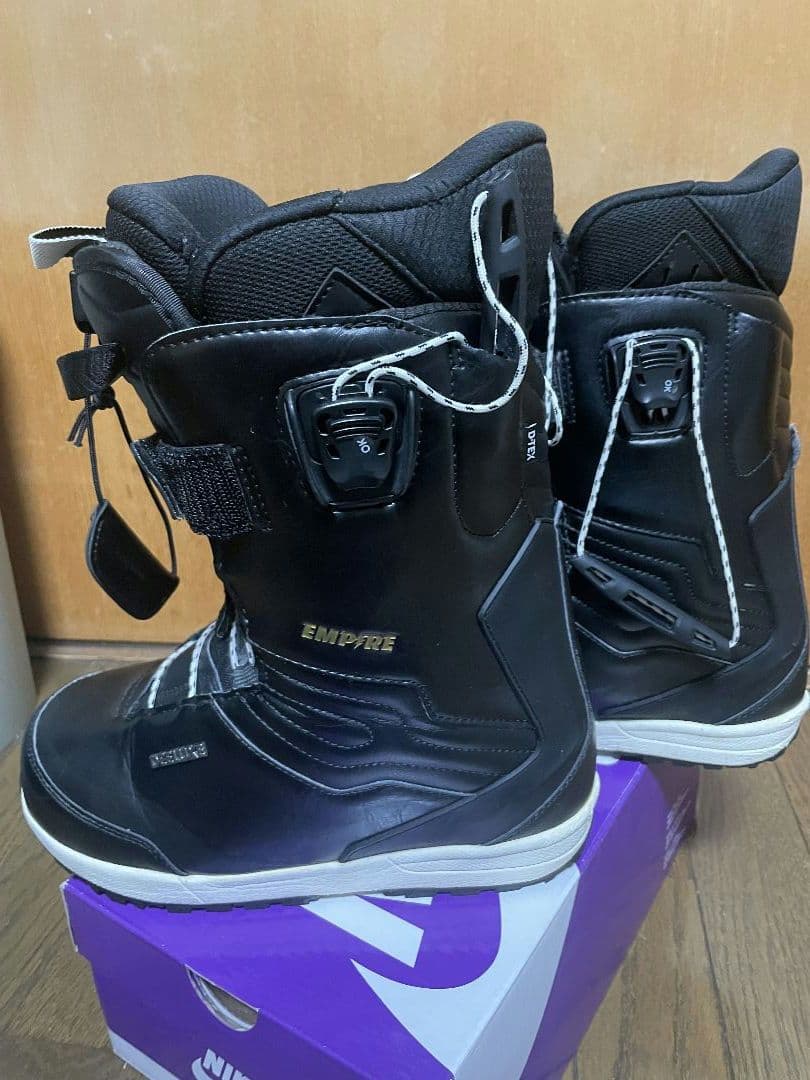 DEELUXE エンパイヤ　21-22 25.5cm