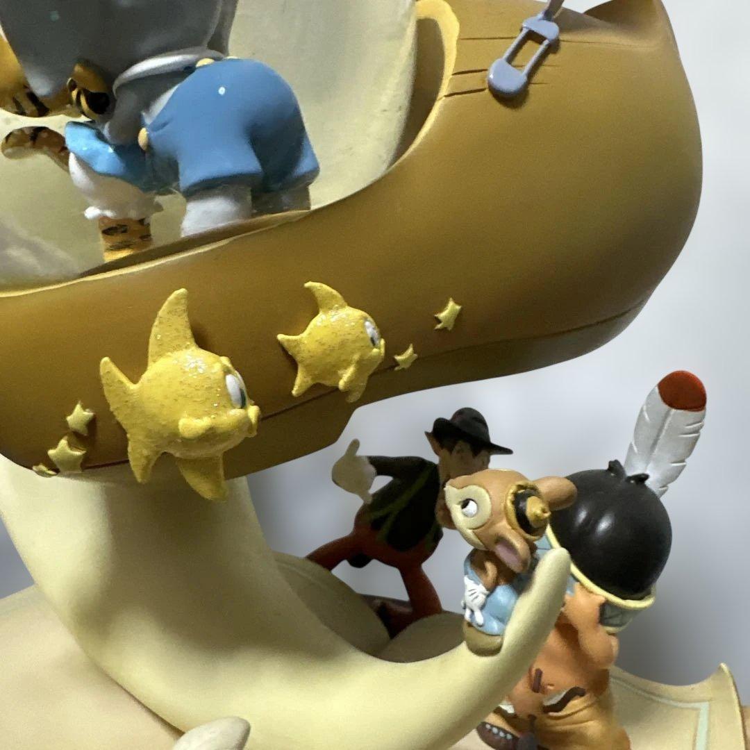 ウォルト・ディズニーの「シリー・シンフォニー」スノードーム