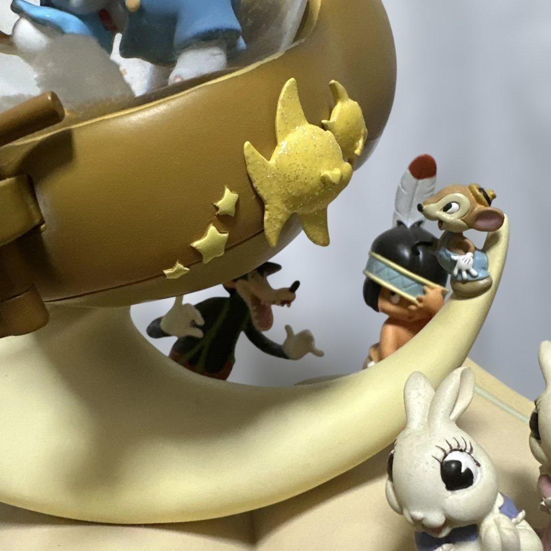 ウォルト・ディズニーの「シリー・シンフォニー」スノードーム