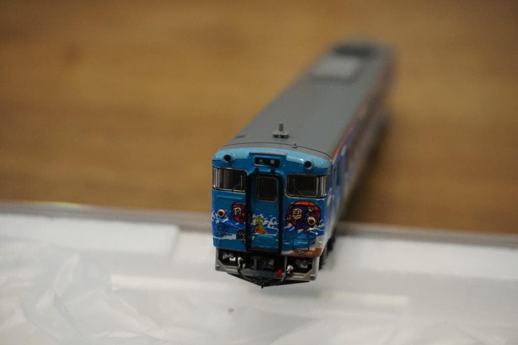 TOMIX キハ40　2135 氷見線・城端線　ハットリくんラッピング塗装　M車