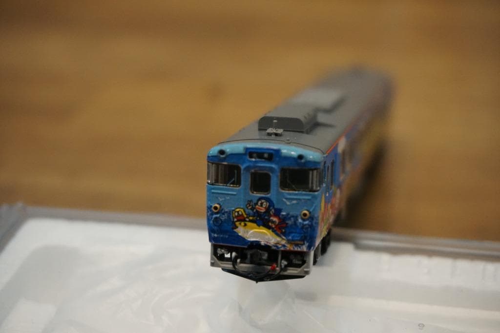 TOMIX キハ40　2135 氷見線・城端線　ハットリくんラッピング塗装　M車