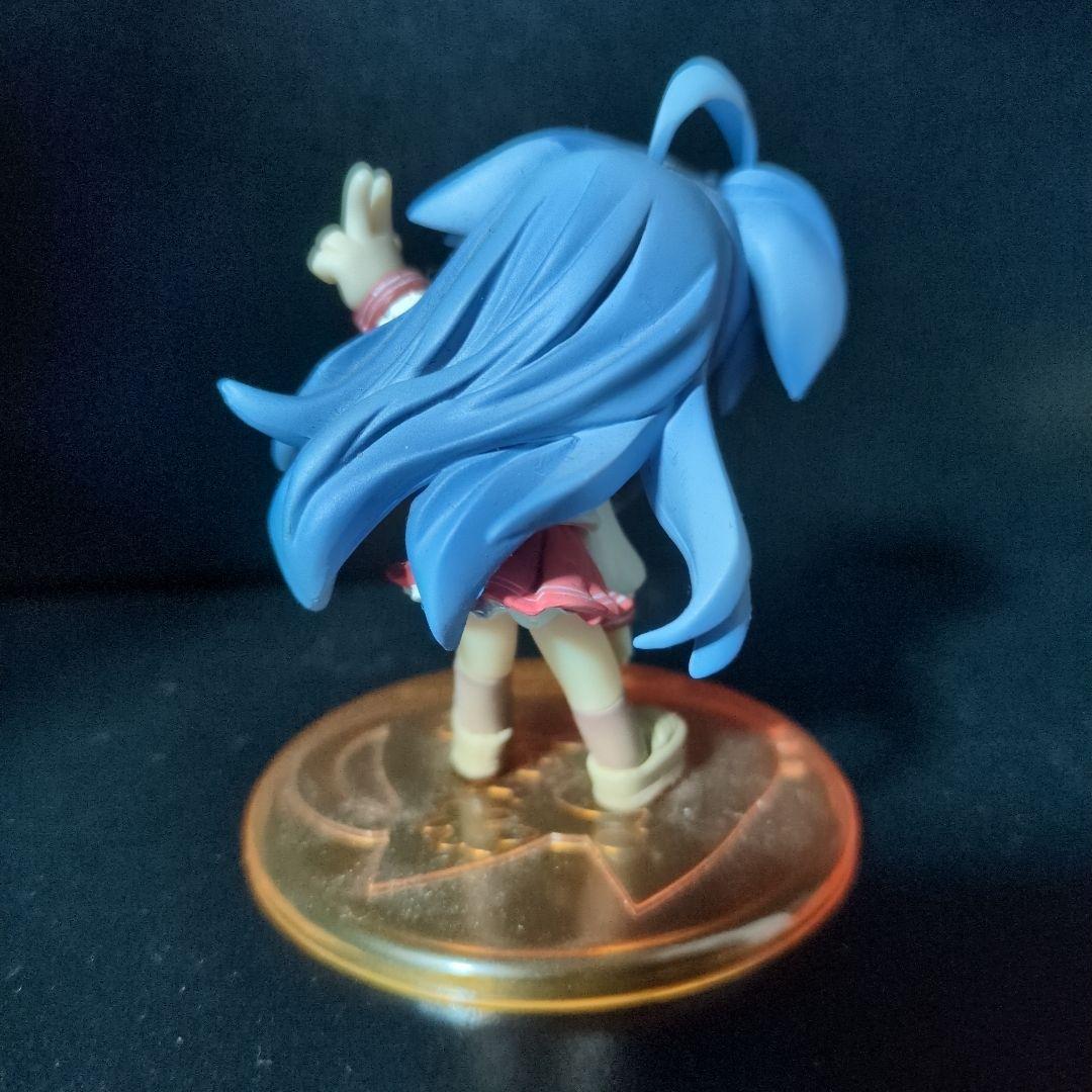 らき☆すた　泉こなた　柊かがみ　フィギュア　タペストリー　漫画　おきらくBOX