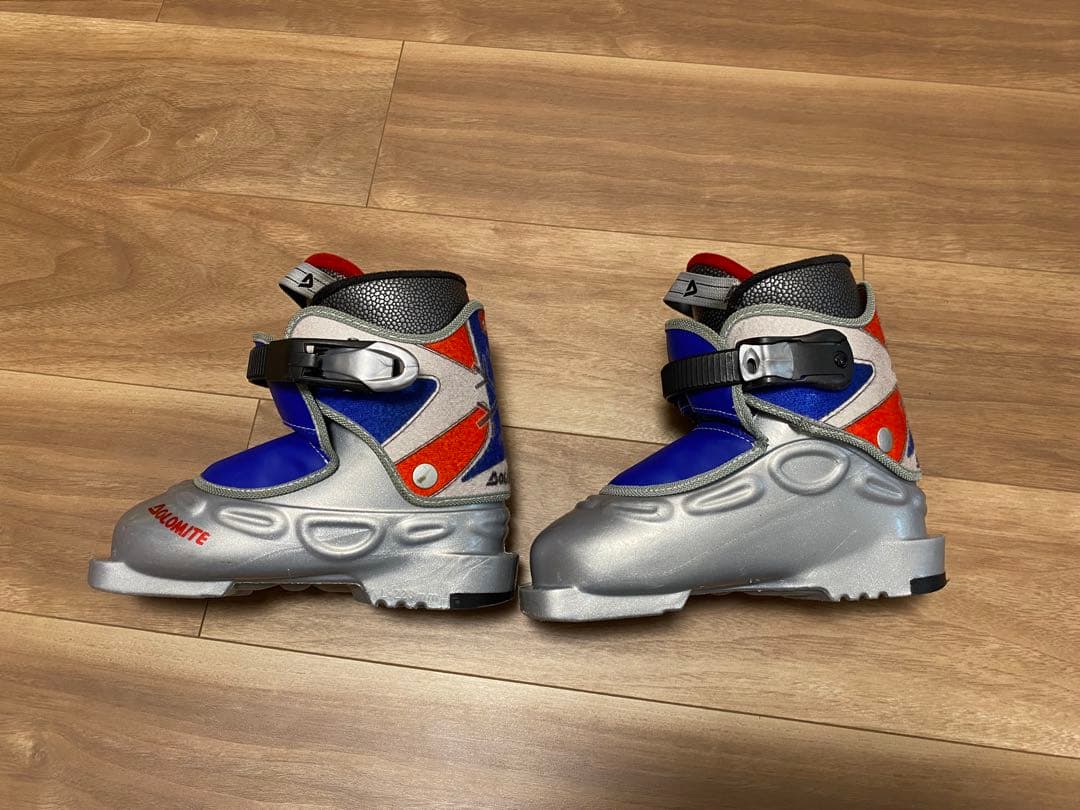 スキーセット デビューにピッタリ♪ ブーツは2セット入り