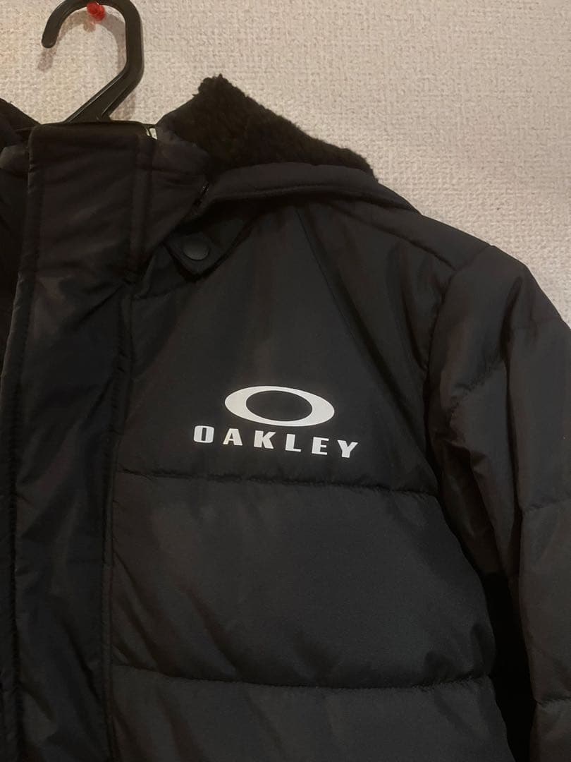 ☆美品☆ オークリー　ベンチコート　140センチ　ブラック