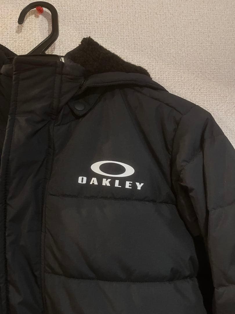 ☆美品☆ オークリー　ベンチコート　140センチ　ブラック
