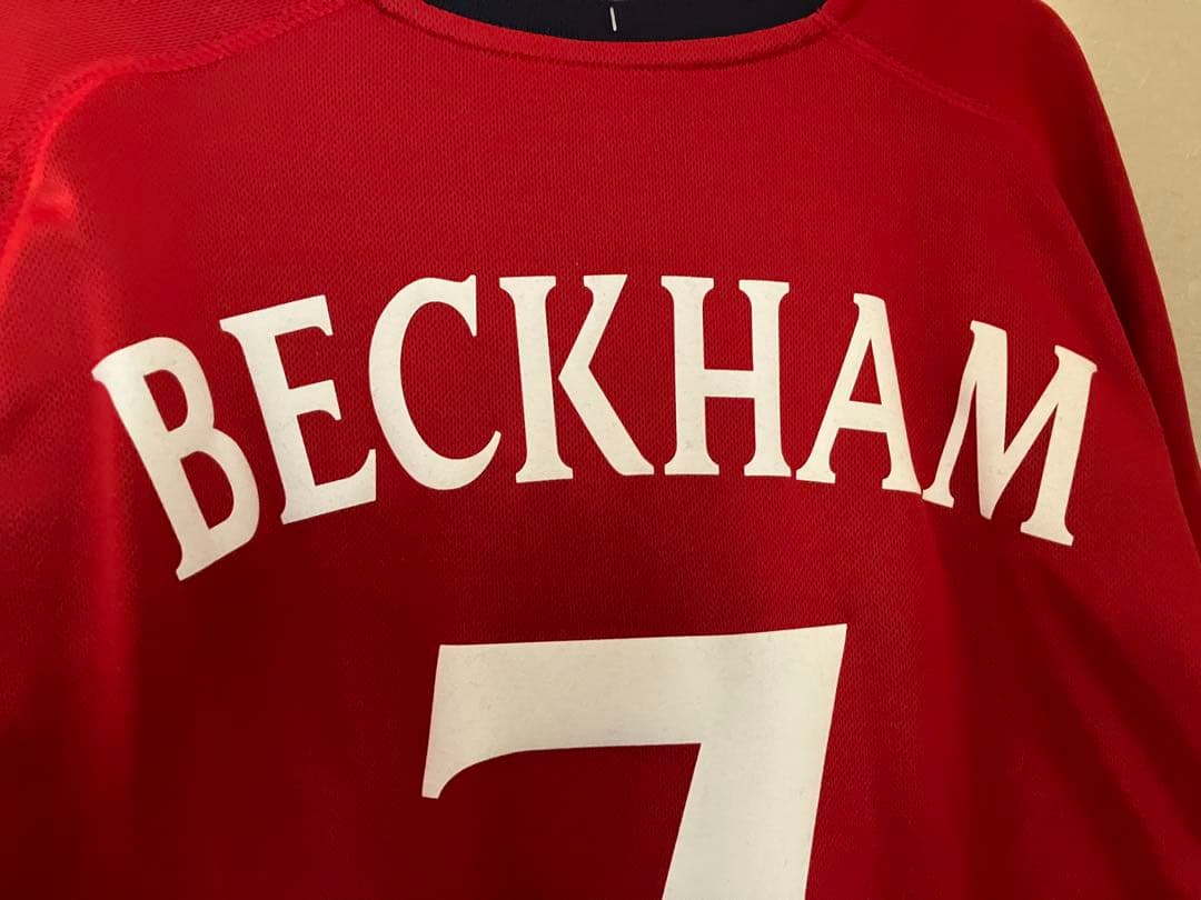 【超希少新品タグ付き】イングランド代表ベッカムBECKHAMモデル#7【L】