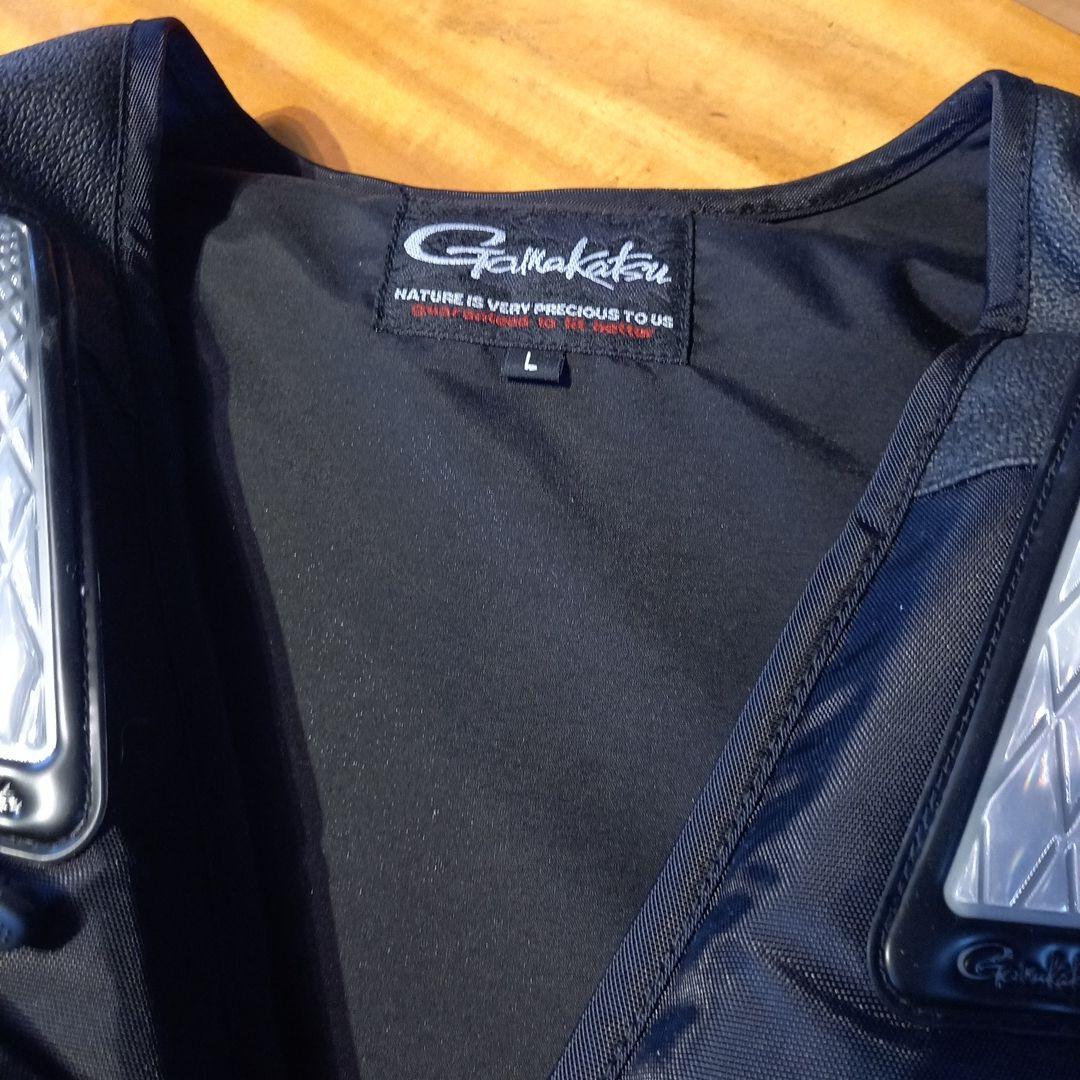 夏の少年、がまかつ GM2181 浮力ベスト オレンジ/ブラック再値下げ。