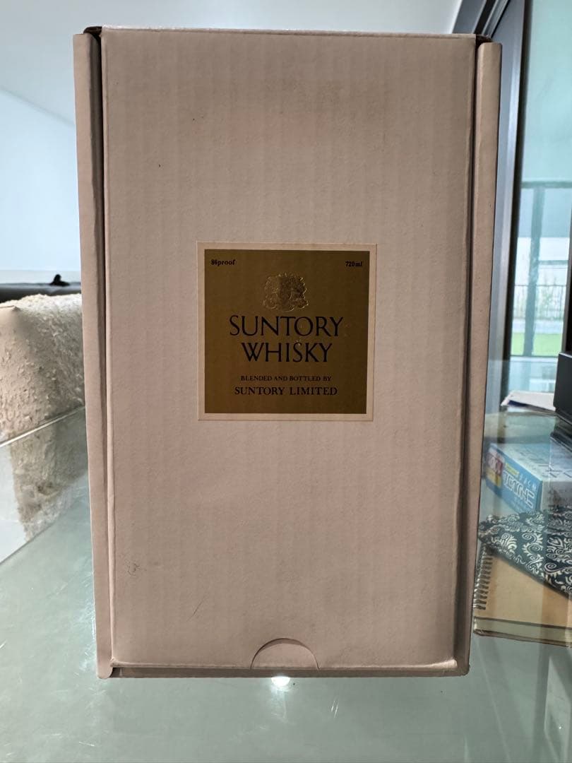 SUNTORY 陶器ボトルウイスキー 720ml