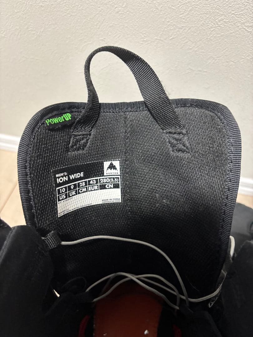 バートンionアウター　28センチ