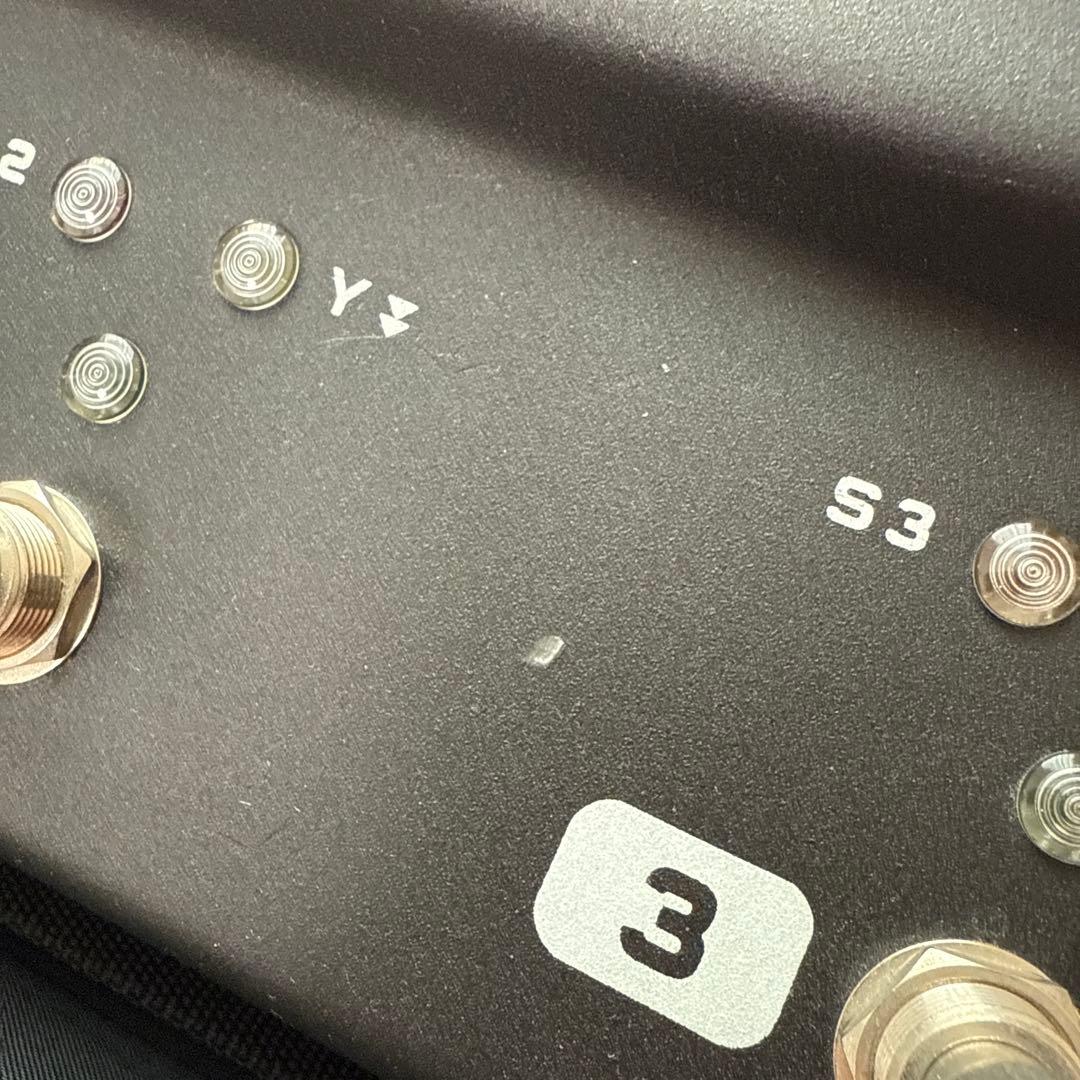 Fractal Audio AX8 マルチエフェクター、ケース付き