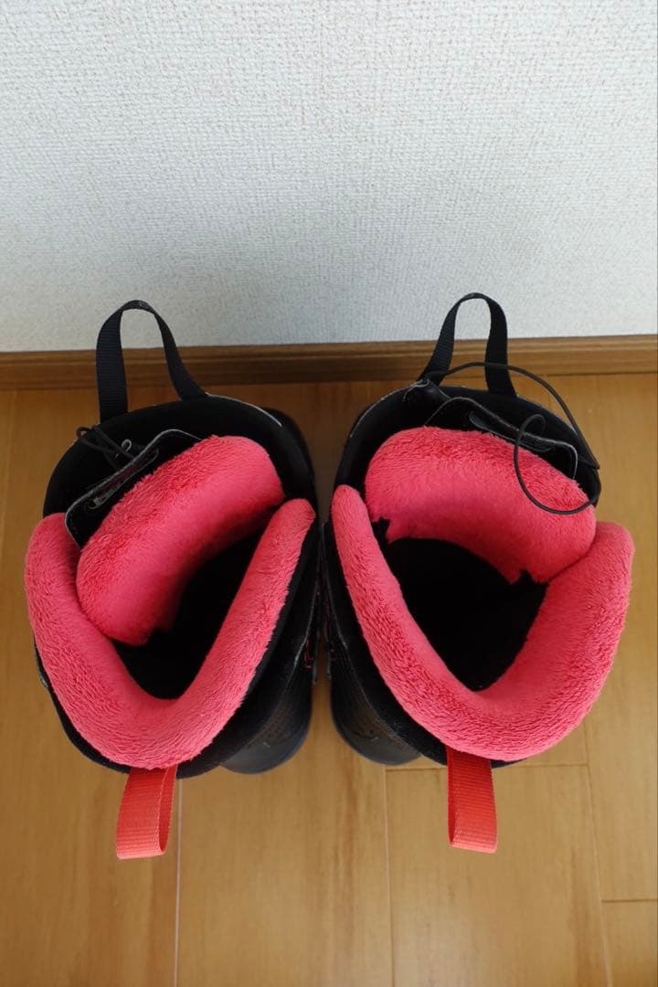 SALOMON 女性用スノーボードブーツ