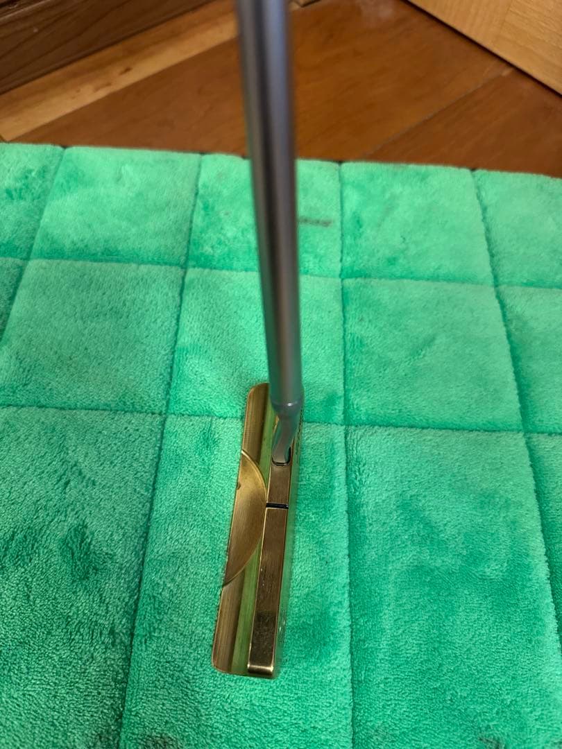 週末値下げ！美品 タイトリスト ブルズアイパター 2.25L