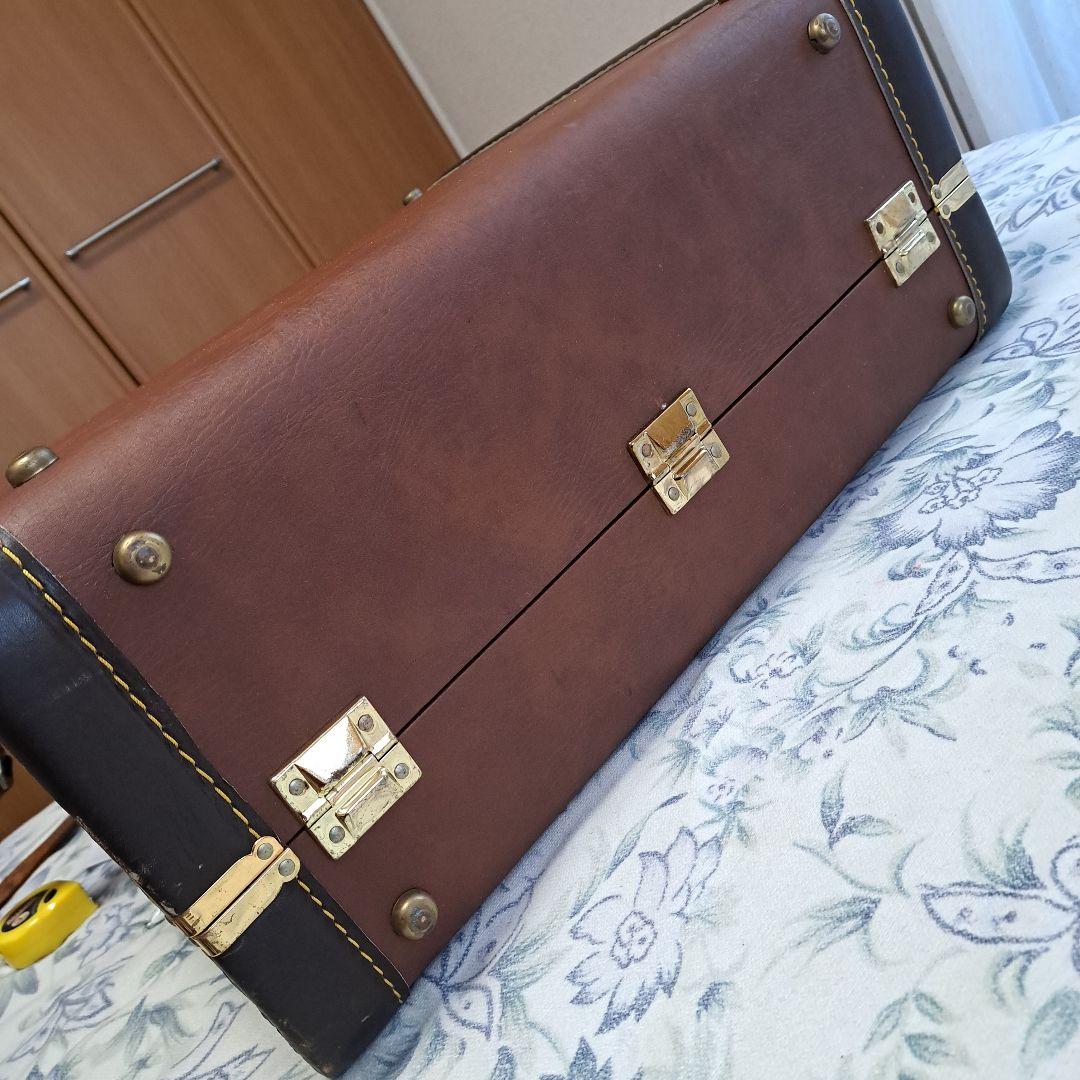 【美品】Italy製高級アコーディオンハードケース