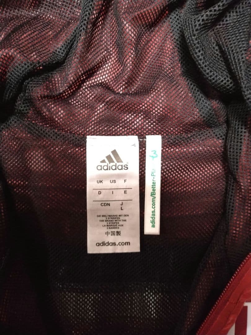 2/8までセール！ACミラン　adidas ウィンドブレーカー　赤