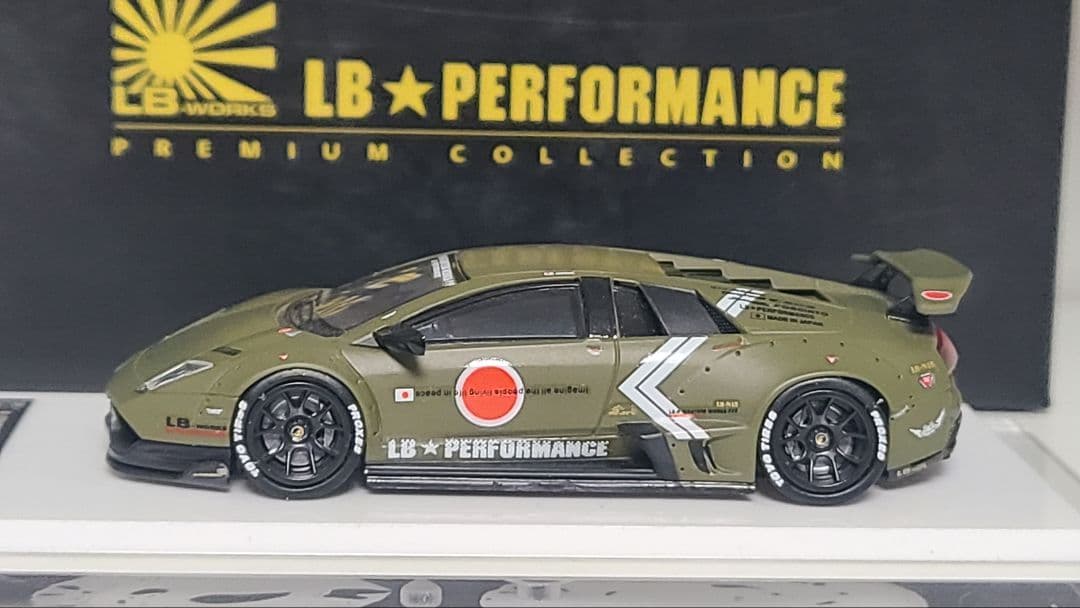 ミニカー 1/64 LIBERTY WALK Murcielago LP670
