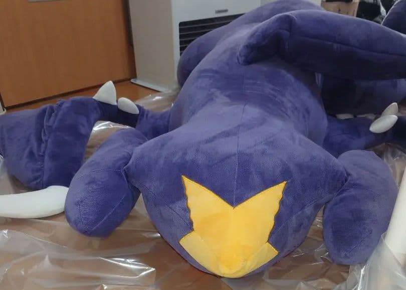 【商品名】大きなガブリアスクッション