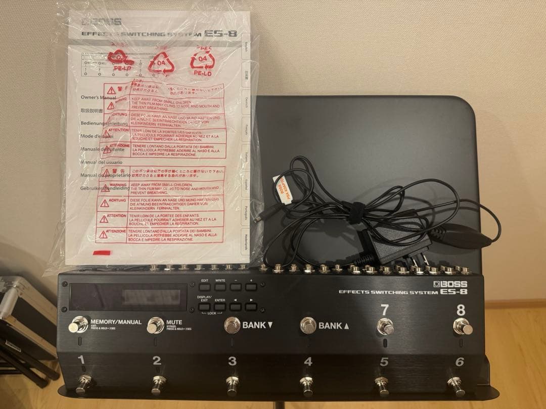 BOSS ES-8 スイッチャー　ES8