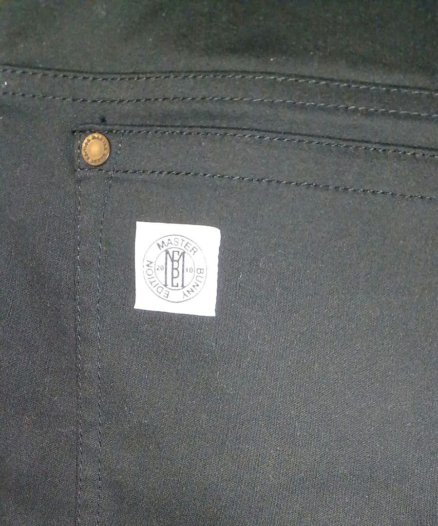 MASTER BUNNY EDITION パンツ 新品