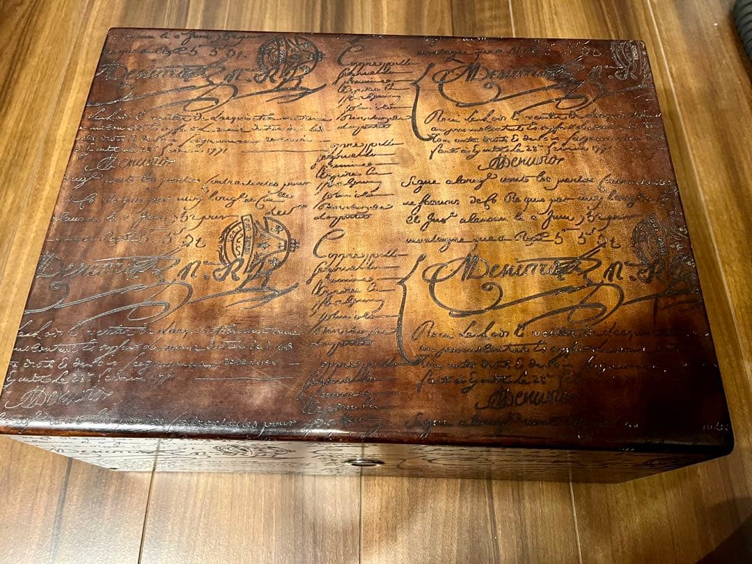 T*I様 新品未使用 ベルルッティ カリグラフィーボックス ブラウン シューズケ